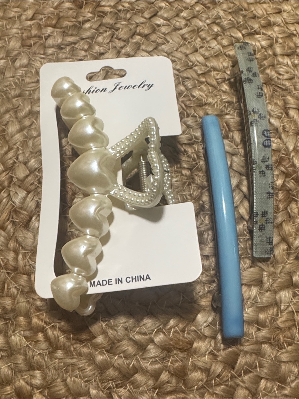 Pearl Heart and Blue Hair Clip Set - Women Accessories - Picture 3 of 4